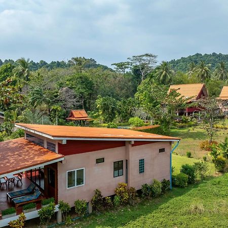 Piman Pu Villa Koh Jum Buitenkant foto